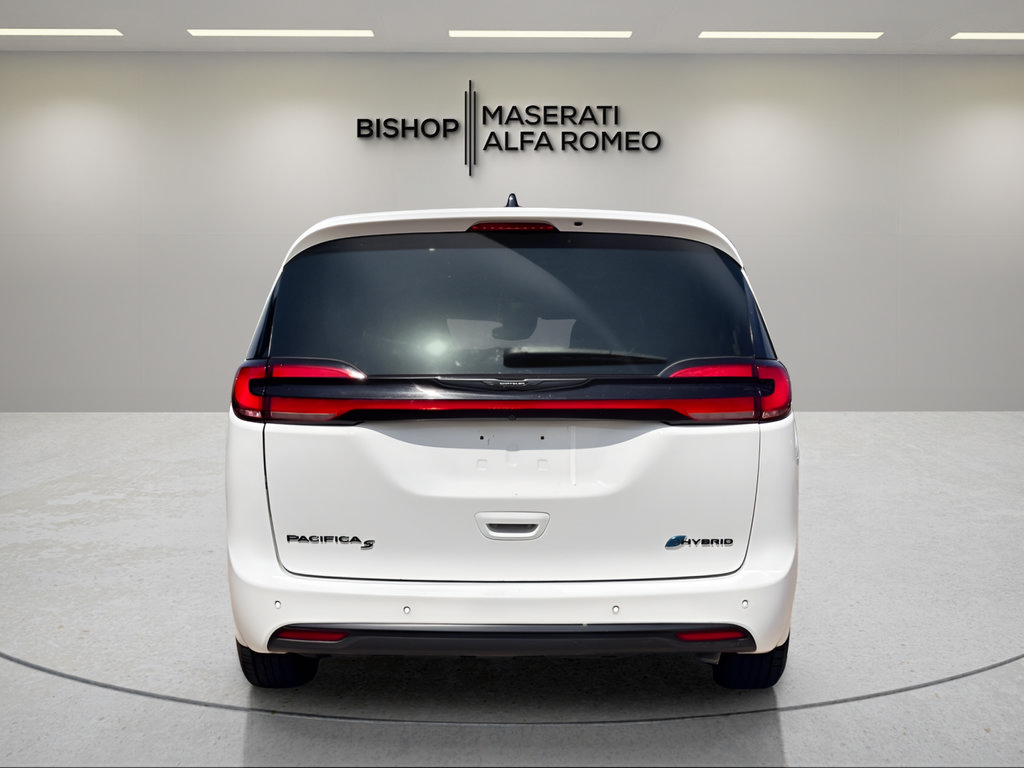 Used 2024 Chrysler Pacifica Limited FWD image 4