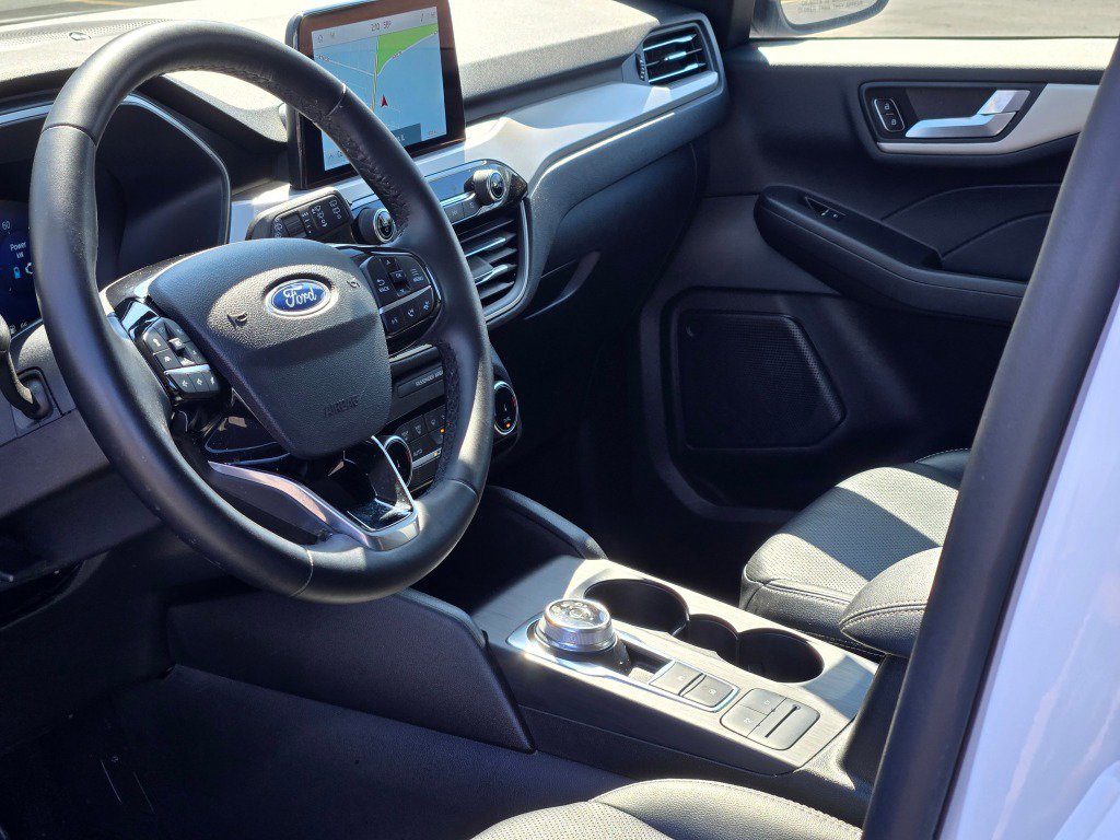 Used 2022 Ford Escape SEL w/ Technology Package image 24