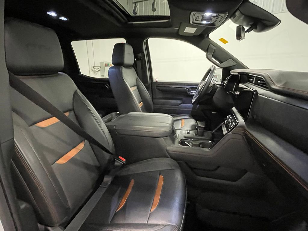 Used 2023 GMC Sierra 1500 AT4 w/ AT4 Premium Package AWD/4WD image 33