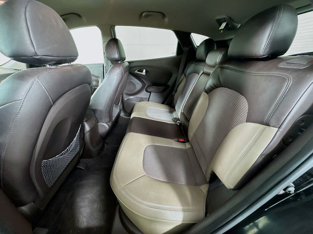 Used 2013 Hyundai Tucson GLS image 23