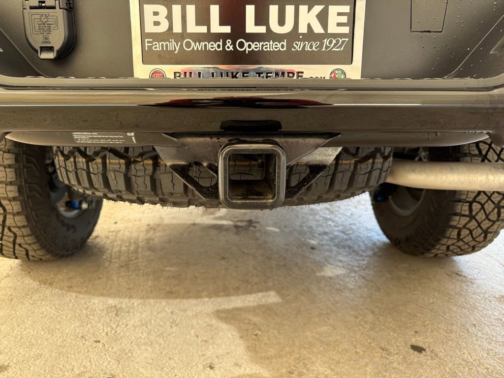 Used 2024 Chevrolet Colorado ZR2 w/ ZR2 Convenience Package III image 10