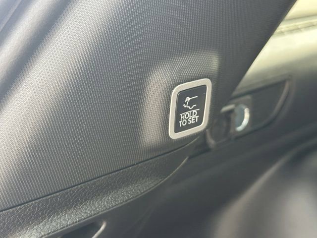 New 2025 Jeep Grand Cherokee Limited w/ Trailer Tow Package image 21