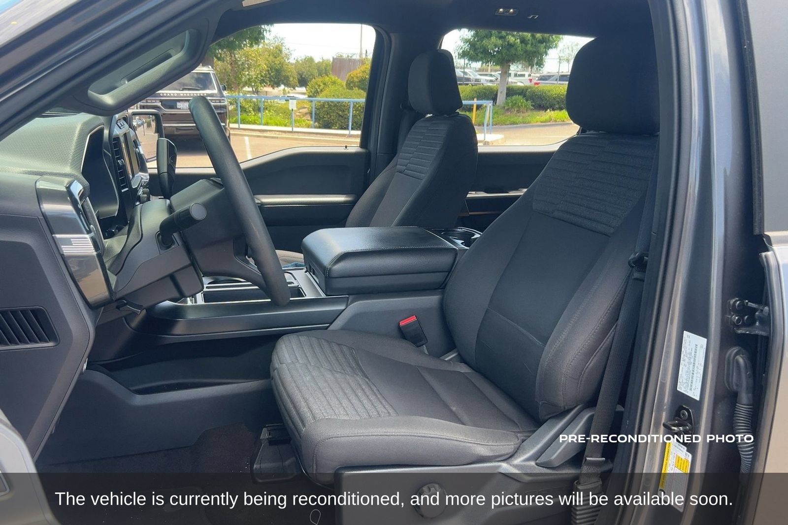 Used 2022 Ford F150 XL w/ STX Appearance Package RWD image 11