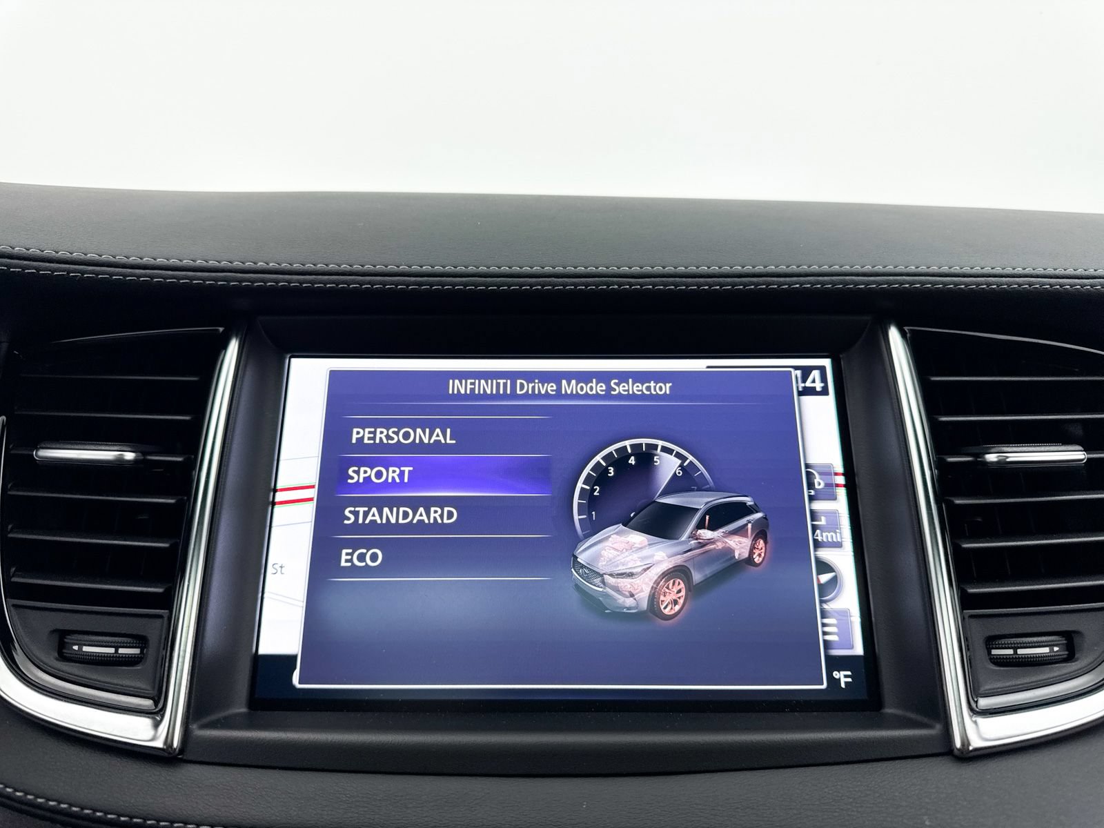 Used 2025 INFINITI QX50 Sport AWD/4WD image 23