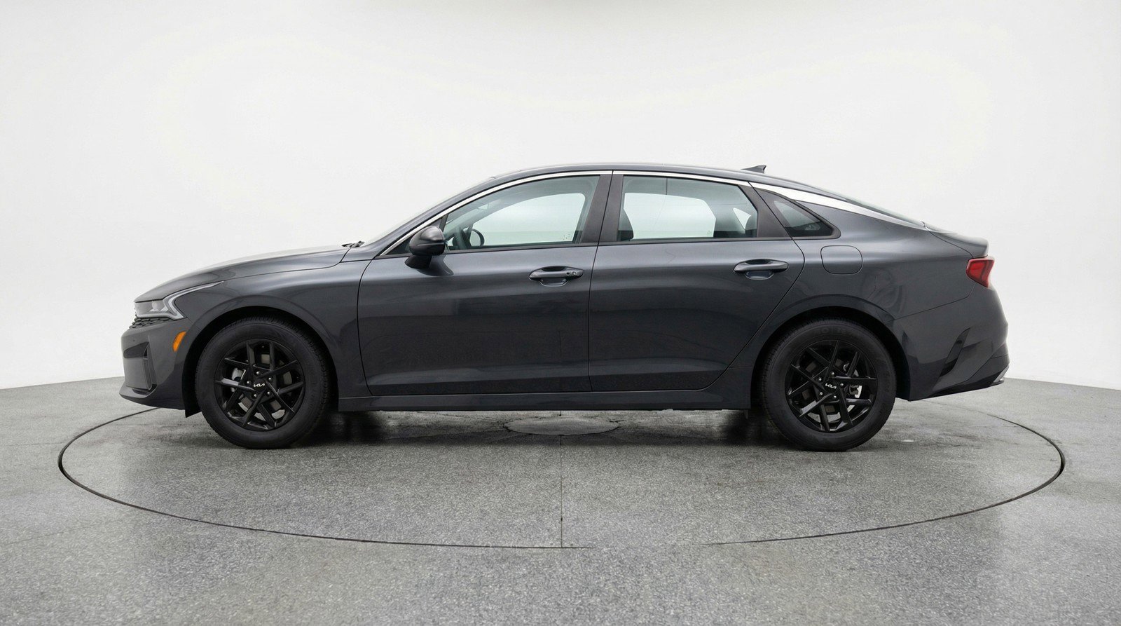 Used 2025 Kia K5 LXS image 5
