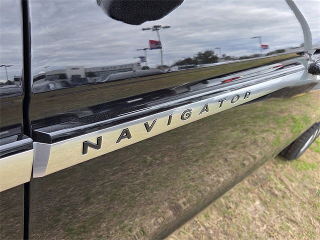 New 2026 Lincoln Navigator L Reserve image 11