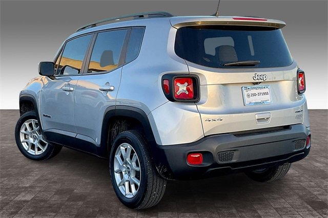 Used 2019 Jeep Renegade Latitude w/ Popular Equipment Group image 12