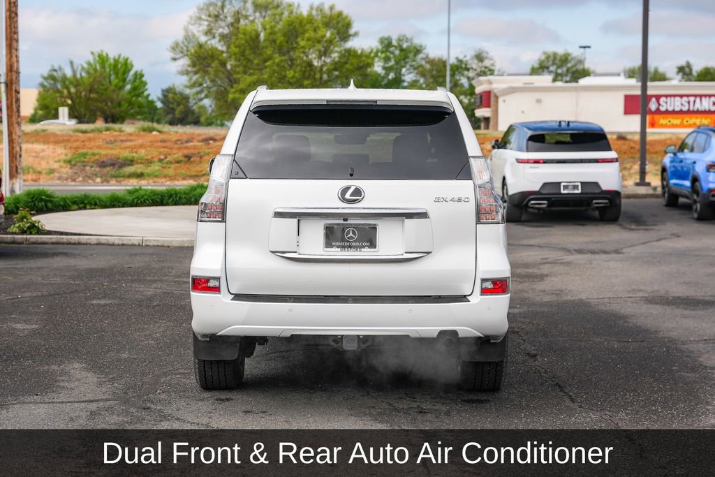 Used 2022 Lexus GX 460 Premium w/ Premium Package image 8