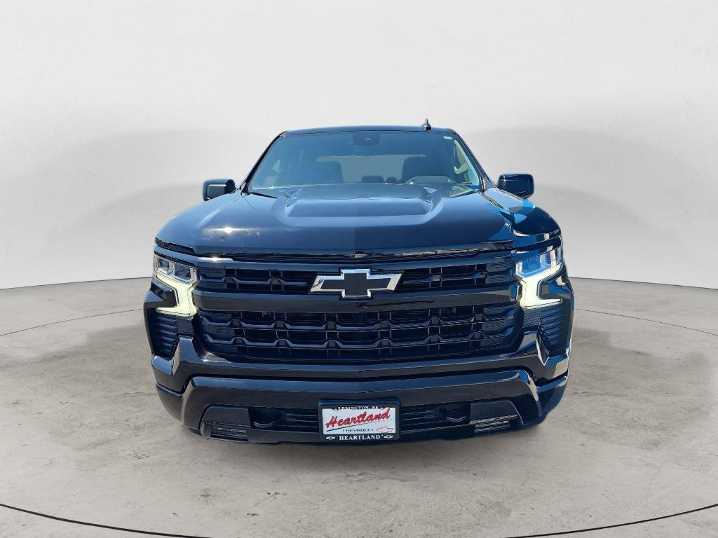 Used 2022 Chevrolet Silverado 1500 RST w/ Z71 Off-Road Package AWD/4WD image 8