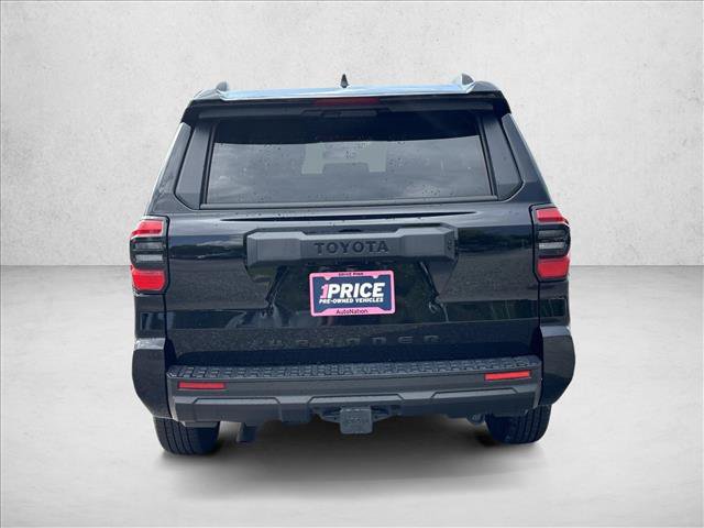 Certified 2025 Toyota 4Runner SR5 AWD/4WD image 6