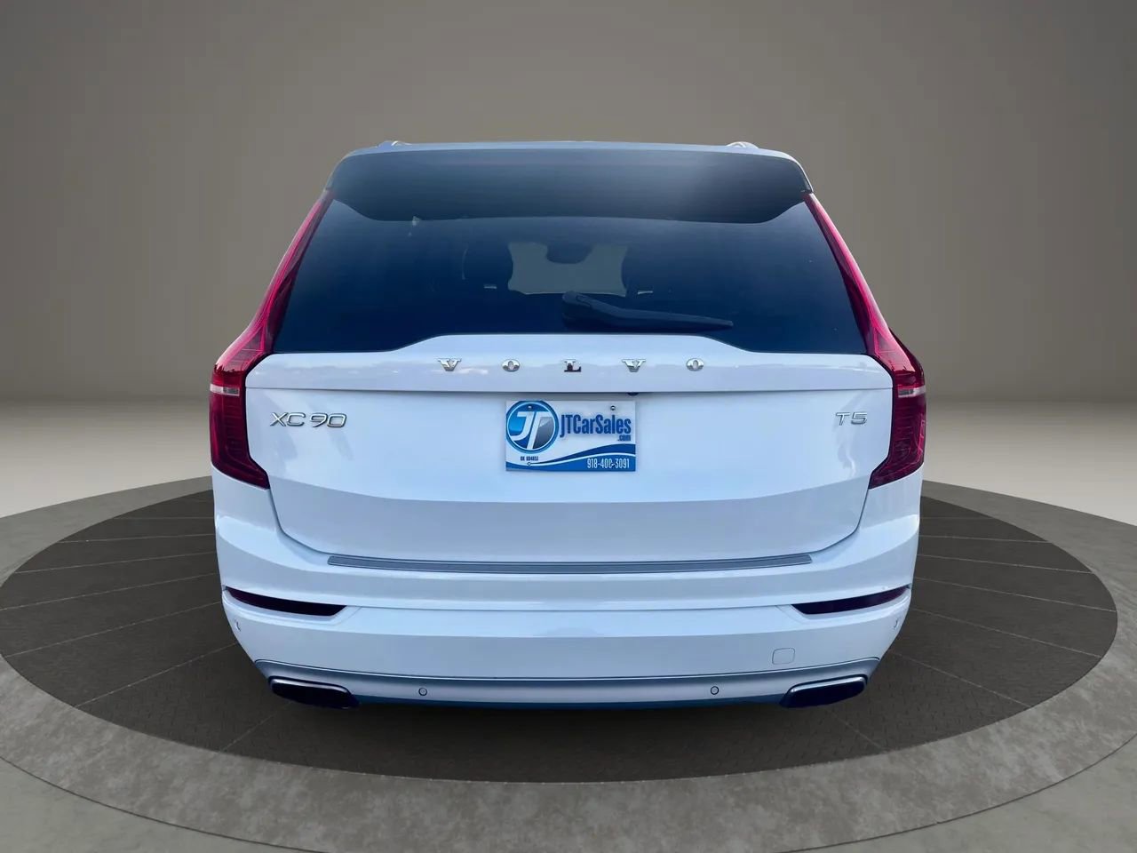 Used 2017 Volvo XC90 T5 Momentum w/ Vision Package image 13