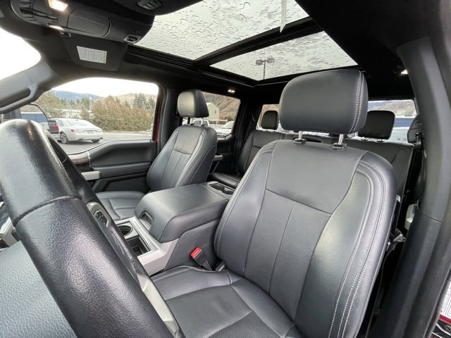 Used 2022 Ford F350 Lariat w/ Black Appearance Package image 20