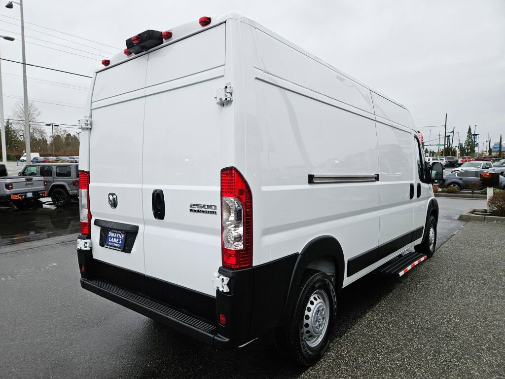 Used 2025 RAM ProMaster 2500 w/ Convenience Group image 5