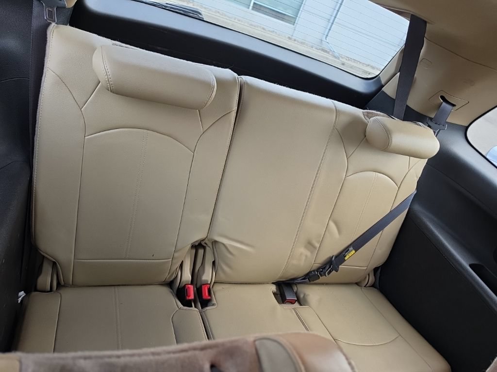 Used 2012 GMC Acadia SLT AWD/4WD image 10