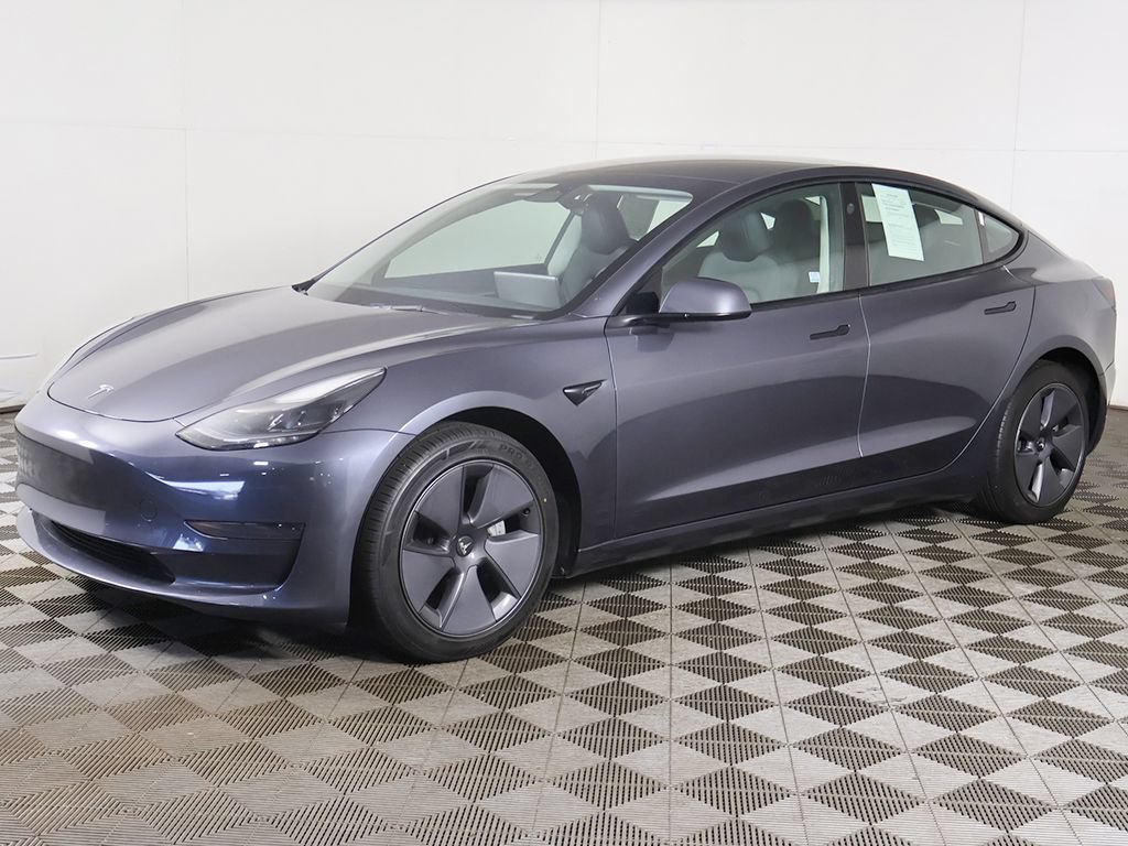 Used 2023 Tesla Model 3 Standard Range RWD image 12