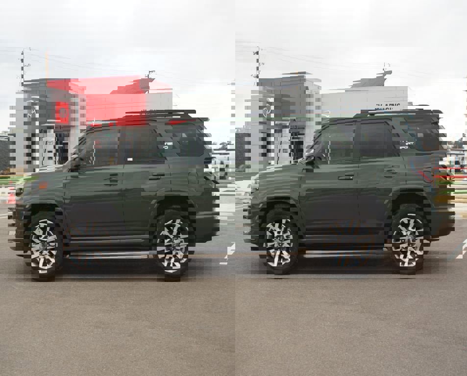 Used 2022 Toyota 4Runner TRD Sport image 12