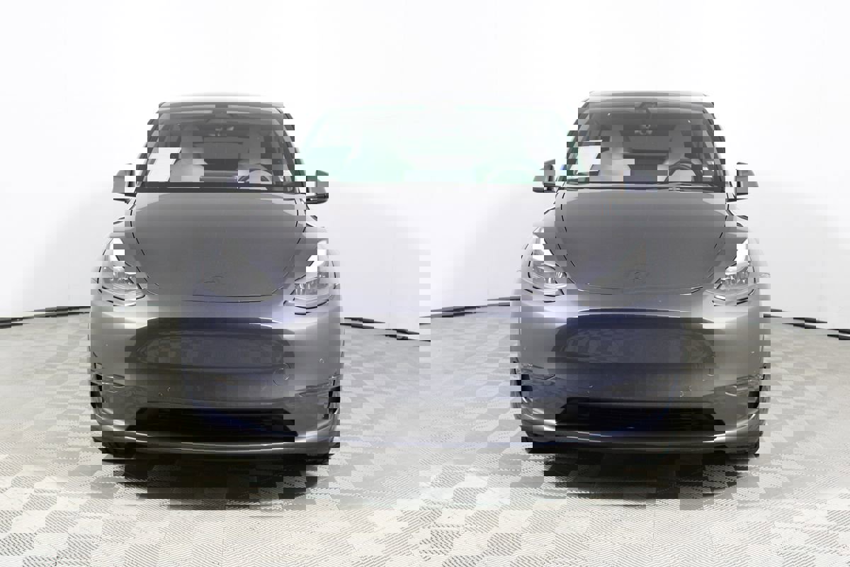 Used 2022 Tesla Model Y Performance image 28
