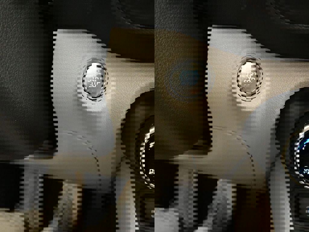 New 2026 Hyundai Venue SEL image 24