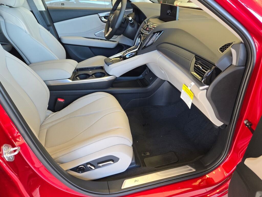 New 2025 Acura RDX w/ Technology Package image 5