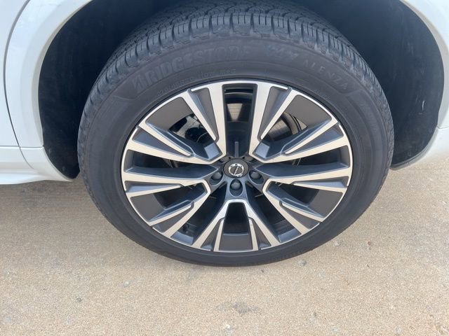 Used 2022 Volvo XC90 T5 Momentum w/ Protection Package image 10