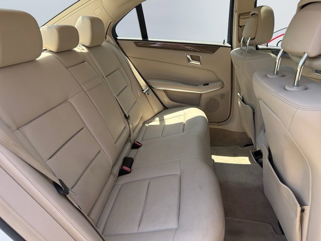 Used 2014 Mercedes-Benz E 350 Sedan image 17