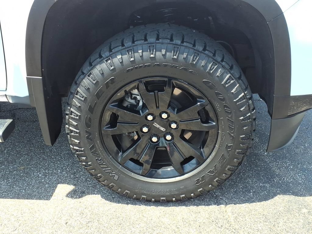 Certified 2022 GMC Canyon AT4 AWD/4WD image 9
