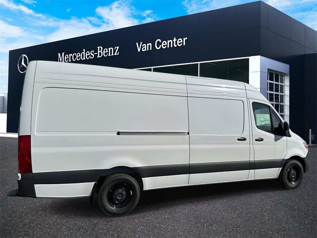 New 2025 Mercedes-Benz Sprinter 2500 image 3