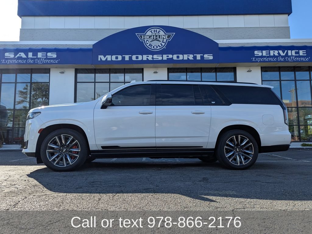 Used 2022 Cadillac Escalade ESV Sport Platinum AWD/4WD image 1
