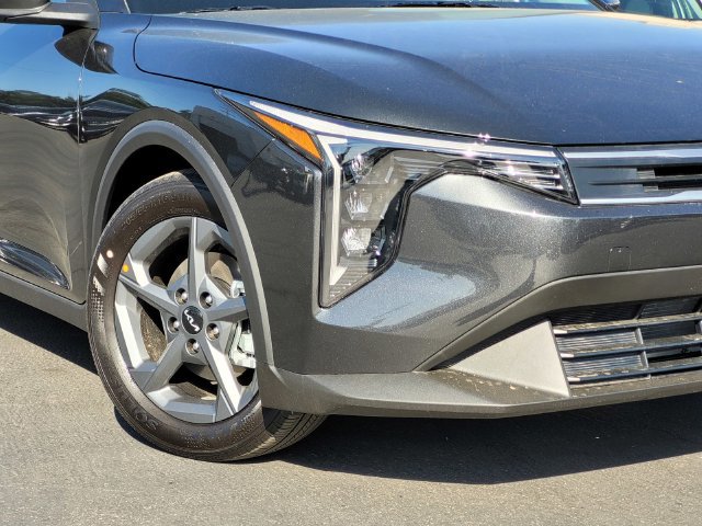 New 2026 Kia K4 FWD image 3