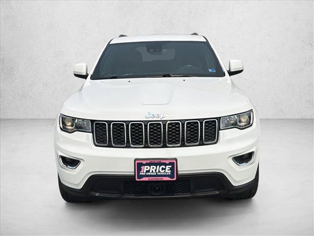 Used 2021 Jeep Grand Cherokee Laredo X AWD/4WD image 4