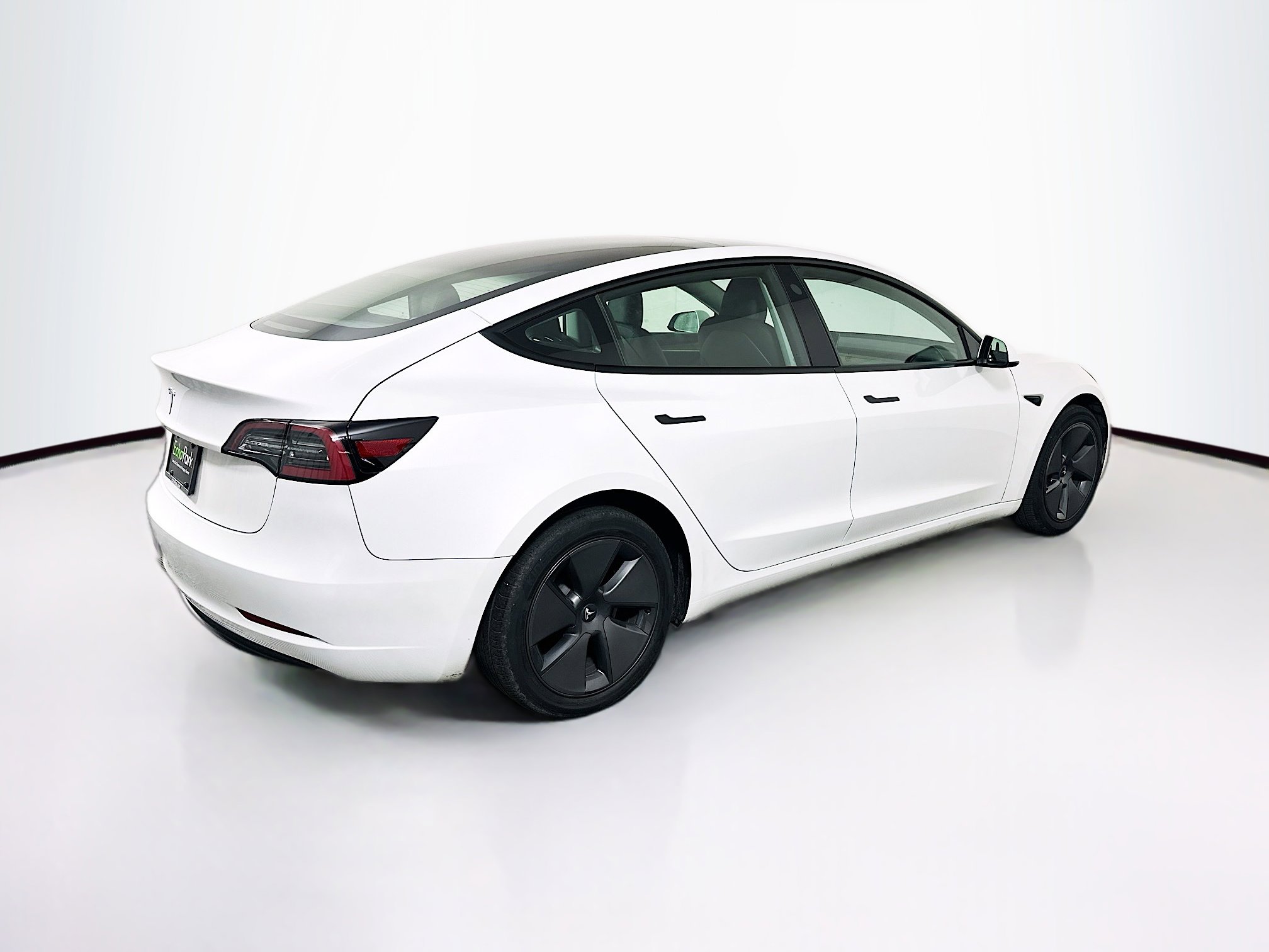 Used 2023 Tesla Model 3 Standard Range RWD image 9