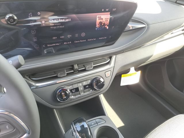 New 2026 Buick Envista Sport Touring w/ Convenience I Package FWD image 28