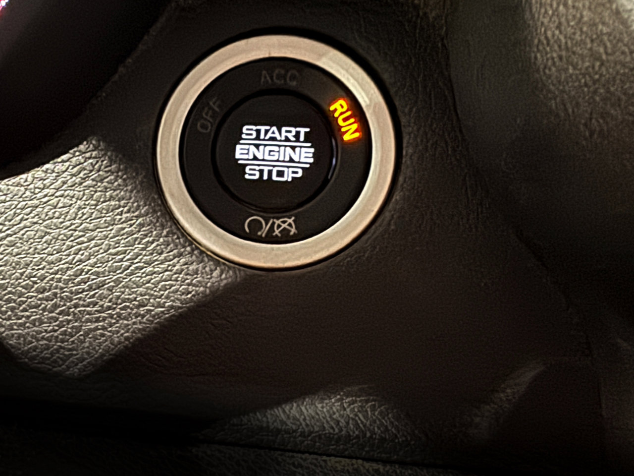 Used 2024 RAM 3500 Tradesman w/ Chrome Appearance Group image 4