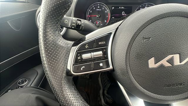 Used 2023 Kia Forte GT-Line w/ GT-Line Premium Package image 23