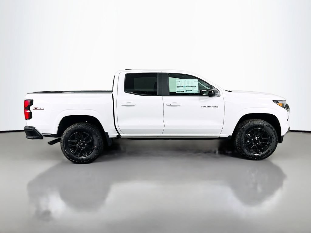 New 2026 Chevrolet Colorado Z71 w/ Midnight Edition AWD/4WD image 4