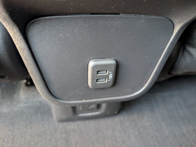 Used 2019 Chevrolet Equinox LT FWD image 17