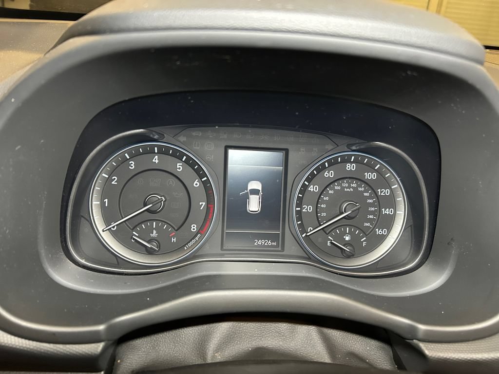 Used 2023 Hyundai Kona SEL AWD/4WD image 24