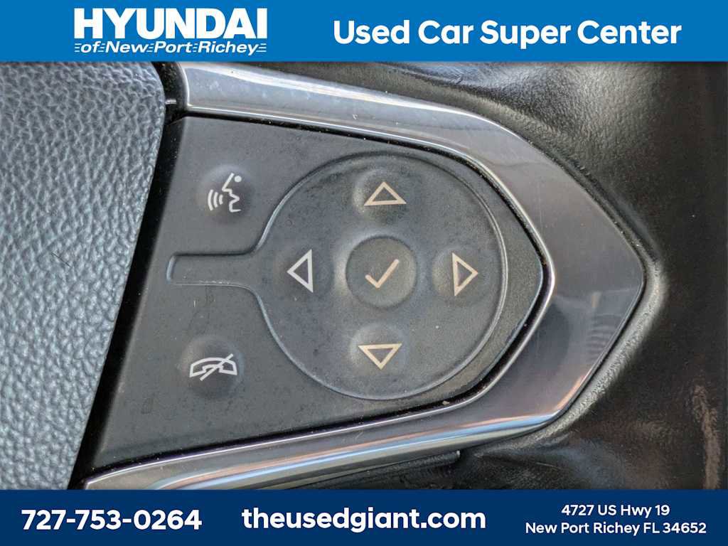 Used 2019 Chevrolet Traverse LT image 37