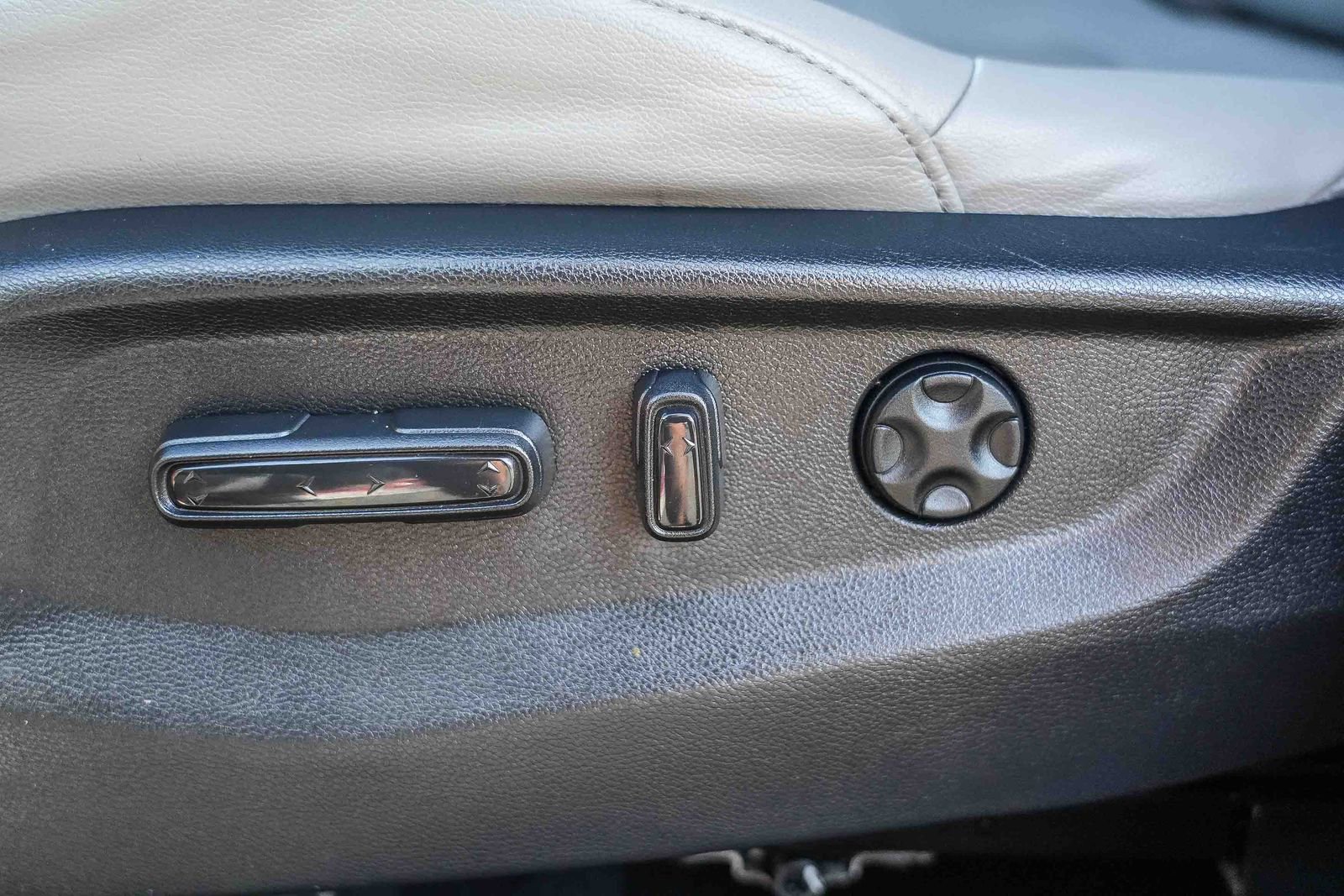 Used 2019 Honda CR-V Touring image 27