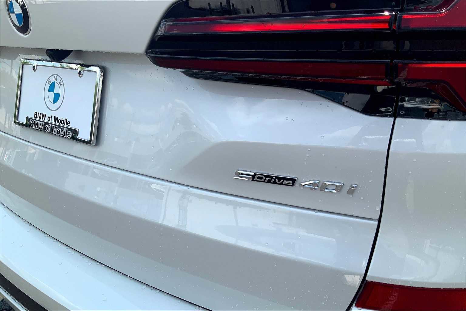 New 2026 BMW X5 sDrive40i w/ M Sport Package RWD image 16