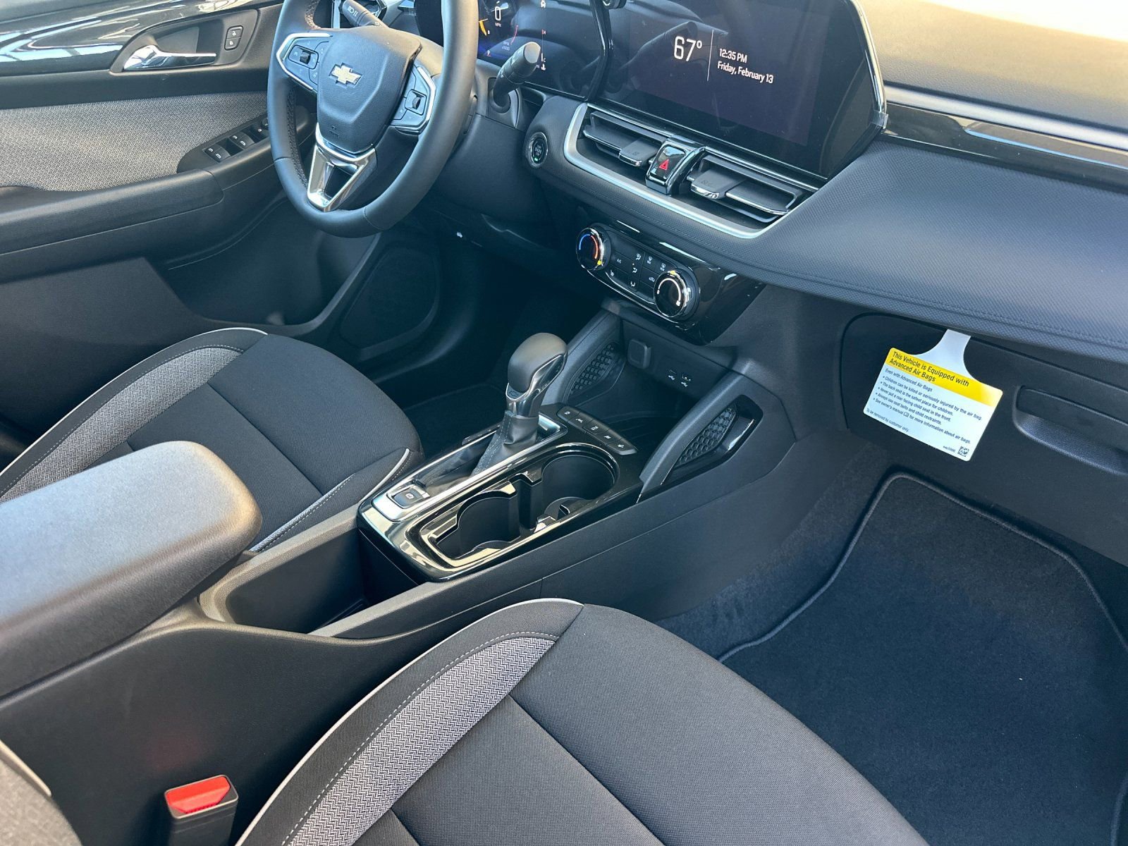 New 2026 Chevrolet TrailBlazer LT w/ LT Cold Weather Package FWD image 17