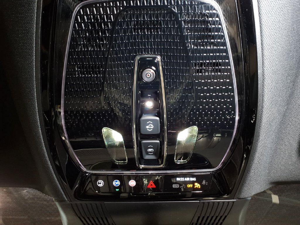 New 2027 Cadillac Vistiq Luxury AWD/4WD image 19