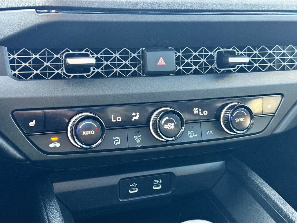 Used 2023 Honda Accord EX image 15