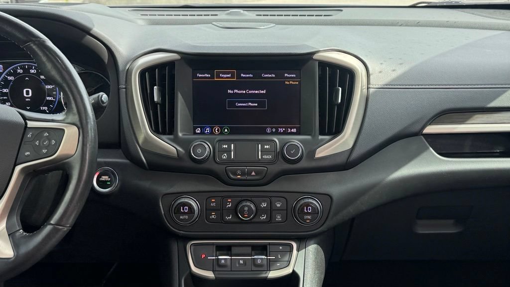 Used 2022 GMC Terrain Denali w/ Denali Premium Package AWD/4WD image 15