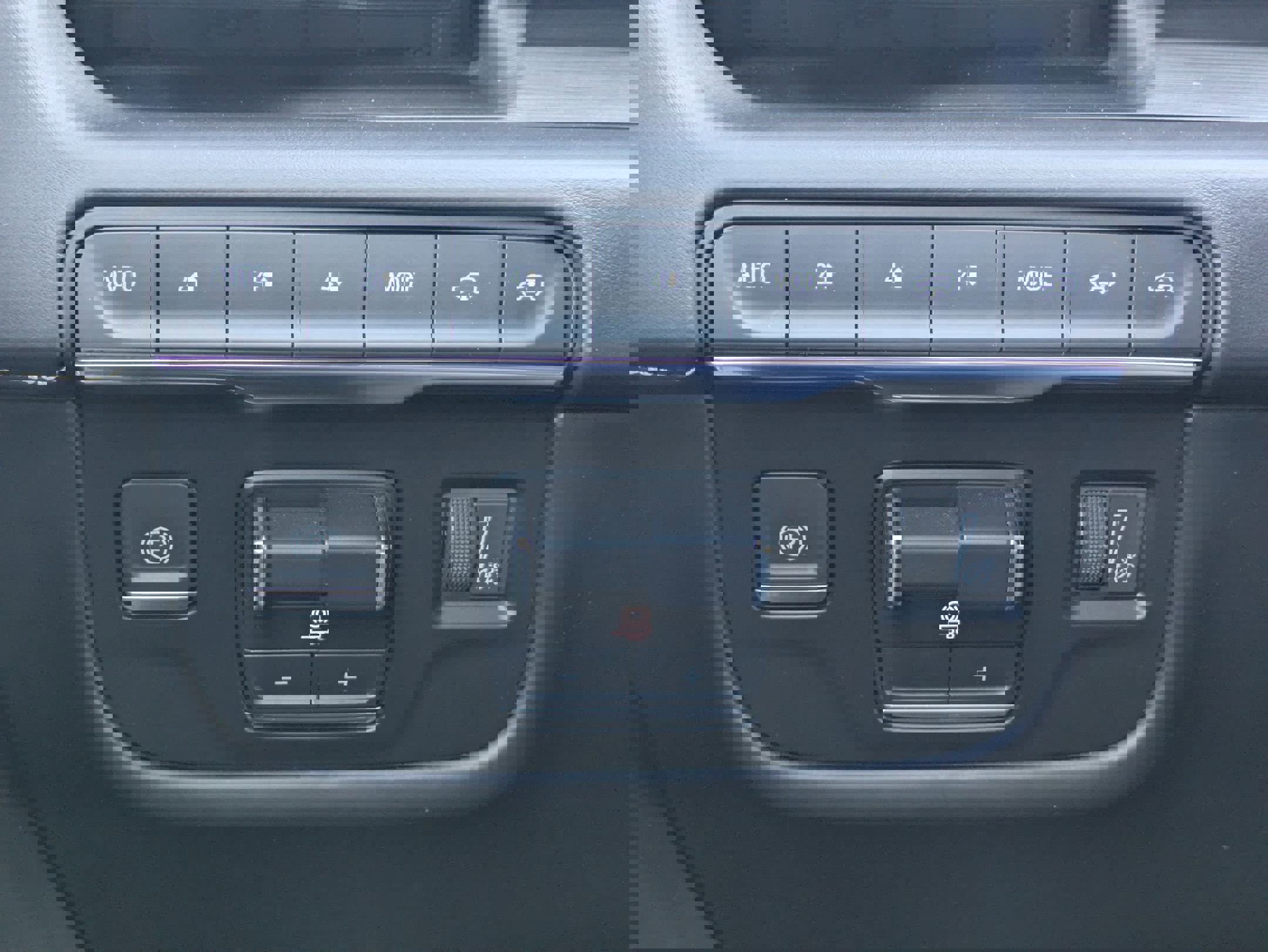 Used 2023 Cadillac Escalade Sport Platinum w/ Heavy-Duty Trailer Package image 19