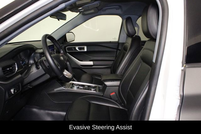 Used 2021 Ford Explorer XLT w/ Equipment Group 202A image 11