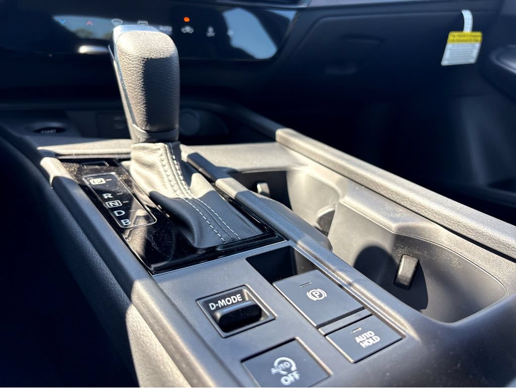 New 2026 Nissan Sentra SV w/ SV Convenience Package FWD image 10