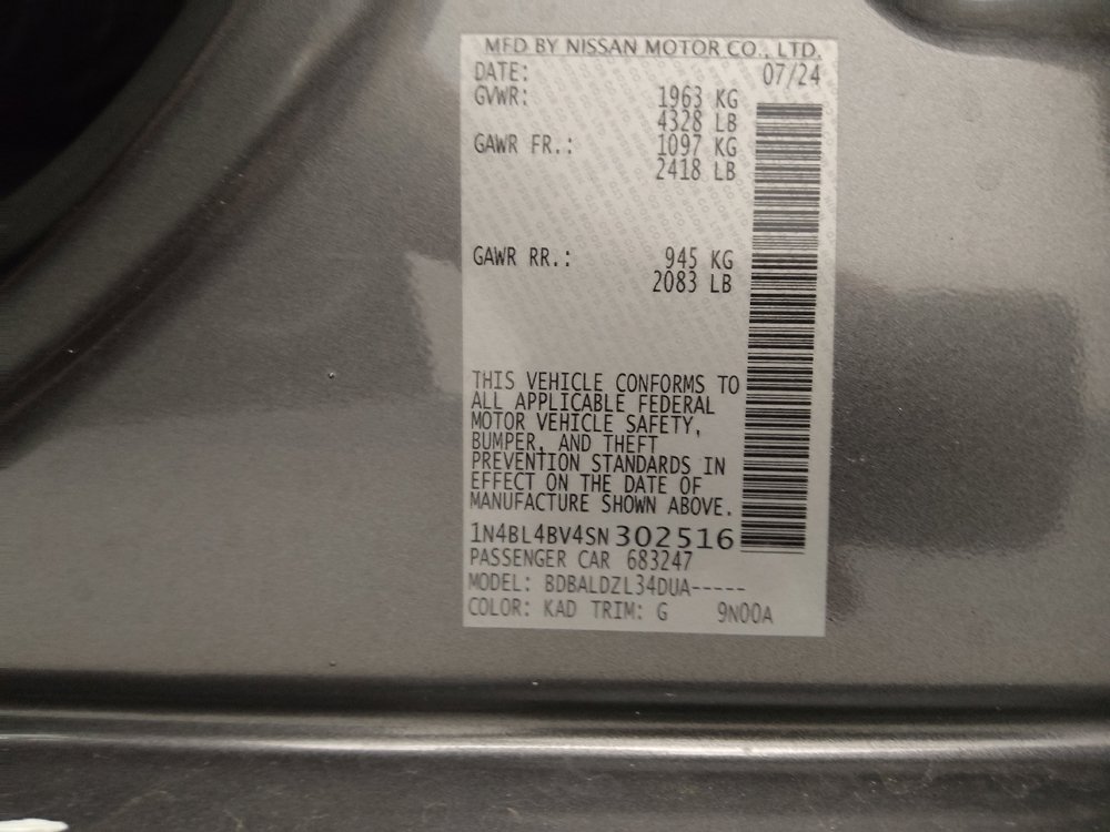 Used 2025 Nissan Altima 2.5 S FWD image 33