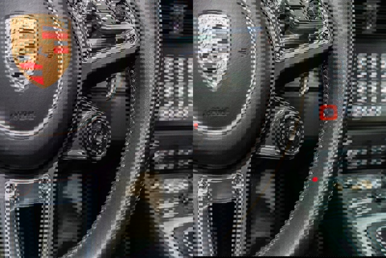 Used 2017 Porsche 911 Carrera S image 91