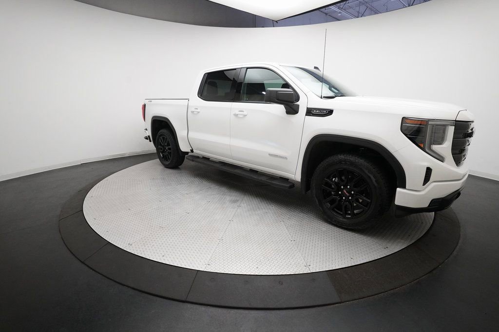 Used 2024 GMC Sierra 1500 Elevation image 13
